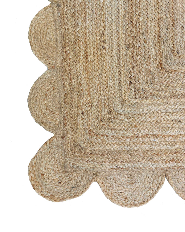 Natural Jute Scallop Rug