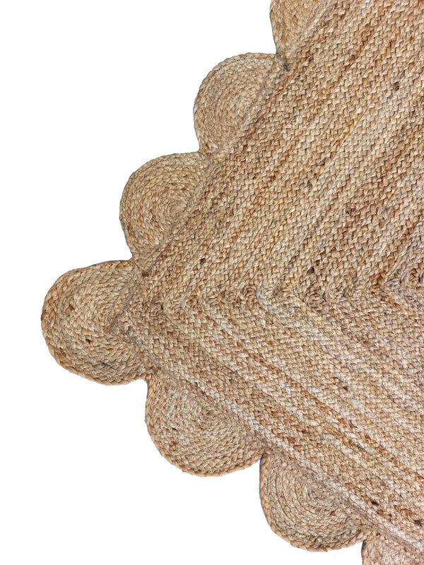 Natural Jute Scallop Rug