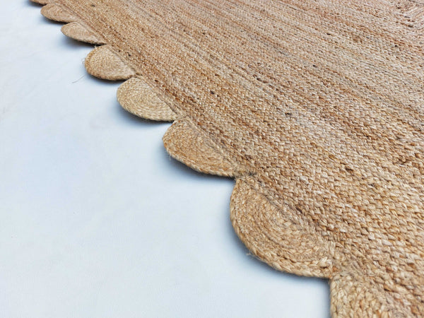 Natural Jute Scallop Rug