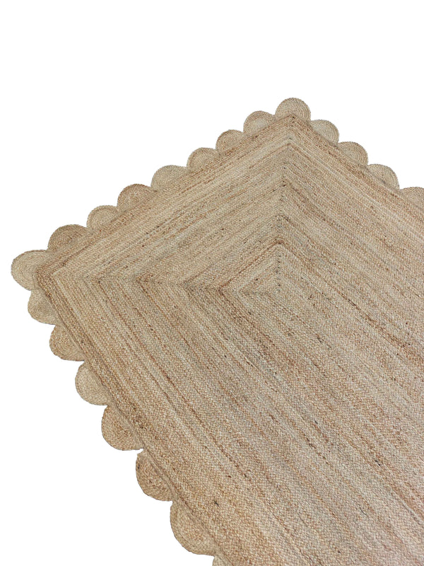 Natural Jute Scallop Rug