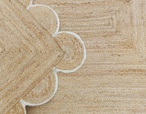 Natural Jute Scallop Rug with Off White Edge