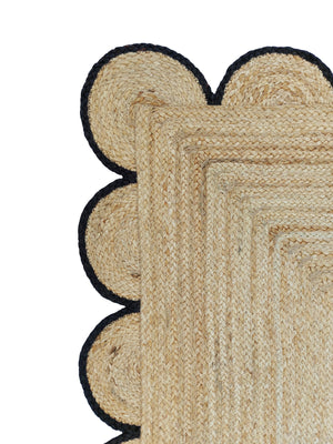 Natural Jute Scallop Rug with Black Edge
