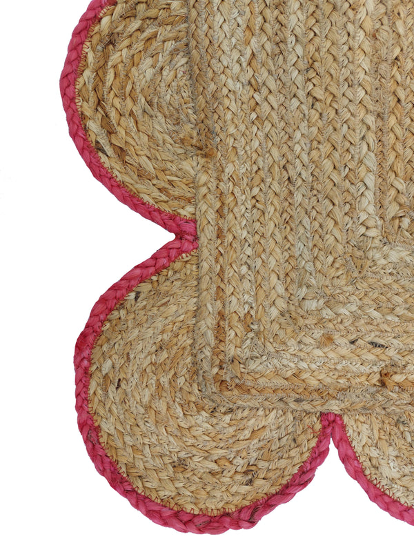 Natural Jute Scallop Rug with Pink Edge
