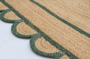 Natural Jute Scallop Rug with Green Trim