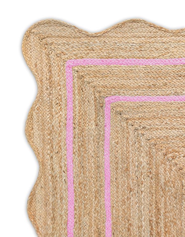 Wave Scallop Jute Runner Rug with Light Pink Border close up