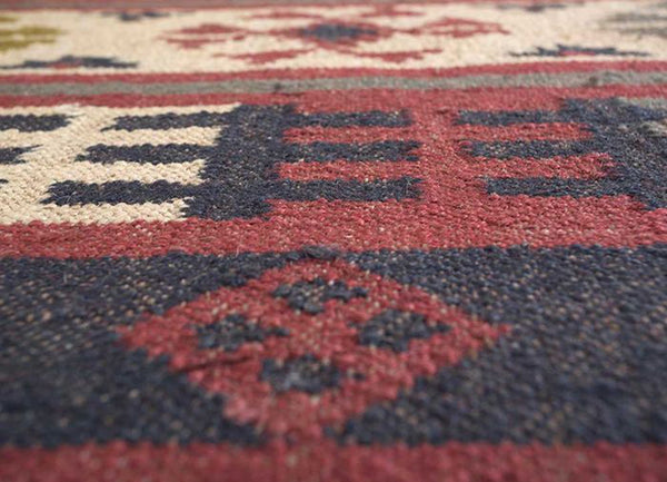 Mala Handwoven Jute Wool Kilim Rug