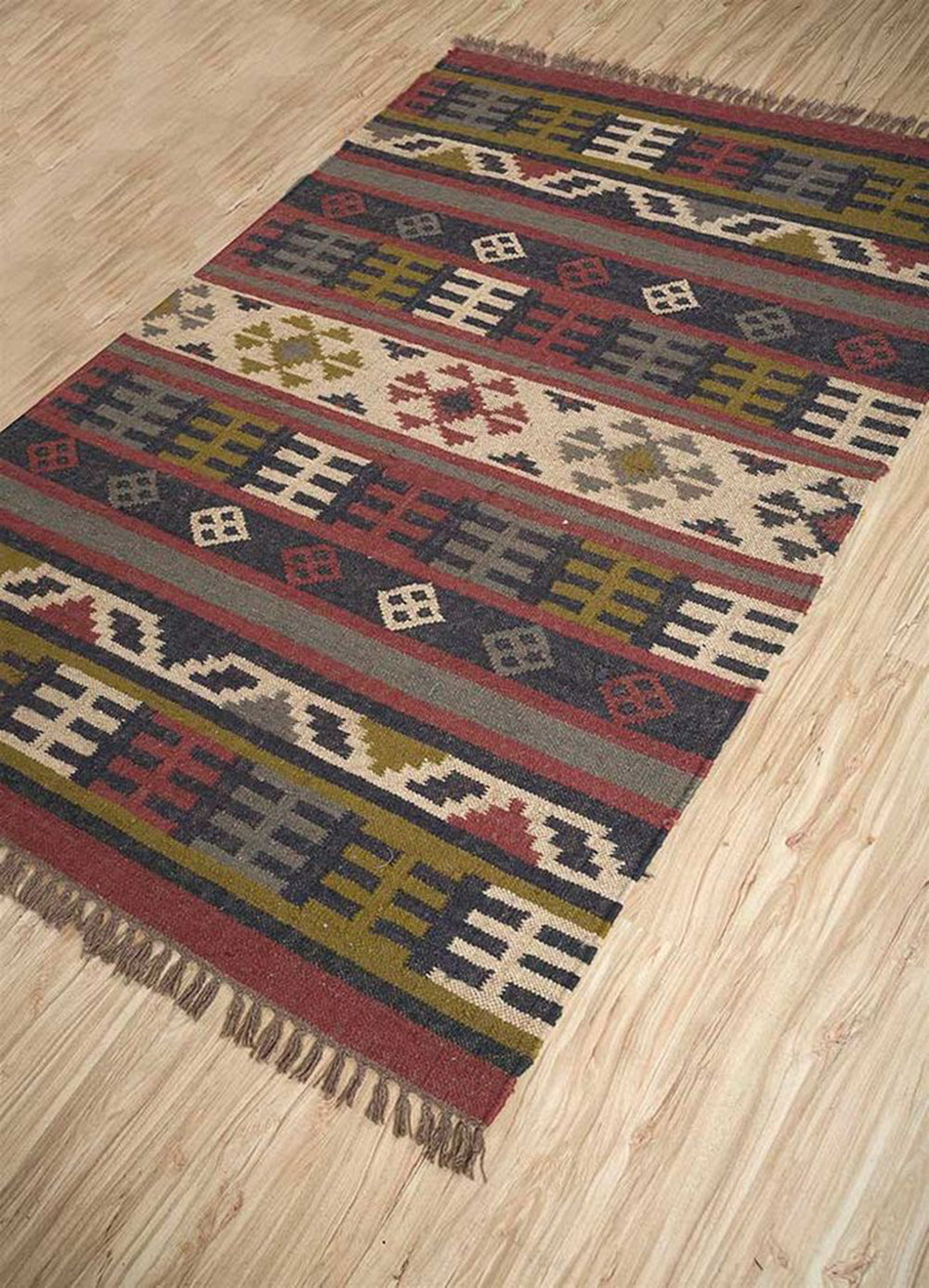 Mala Handwoven Jute Wool Kilim Rug