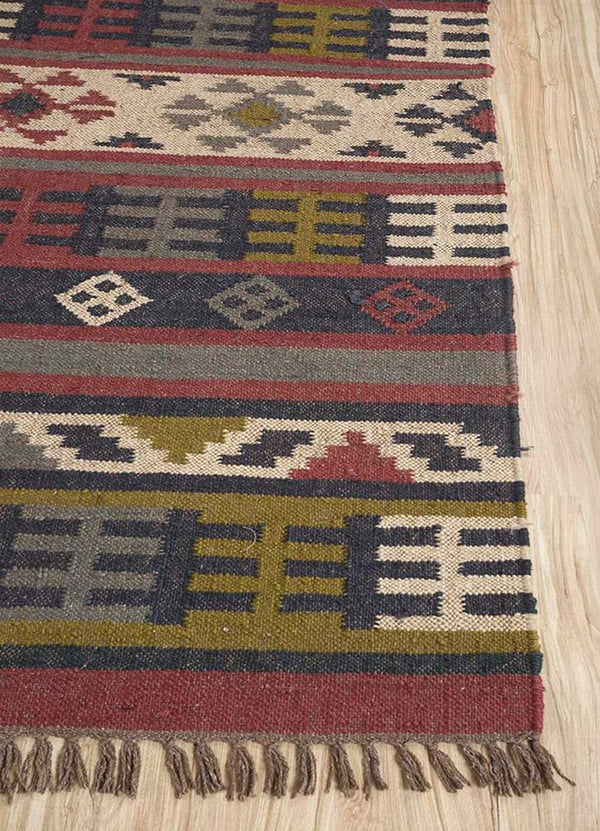 Mala Handwoven Jute Wool Kilim Rug